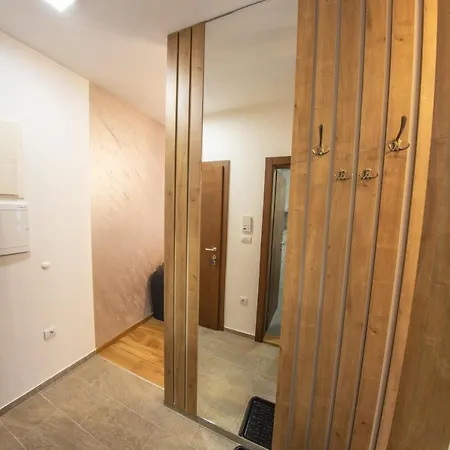 아파트 Desetka Bella